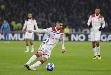 运动员的自 运动员的自